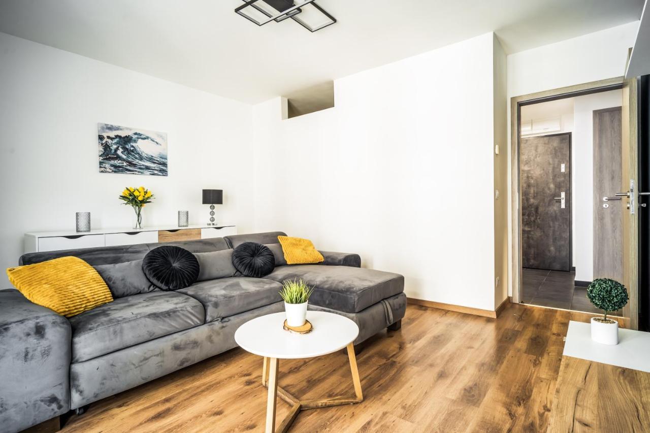 Vig Apartment - With Private Parking Budapesta Exterior foto