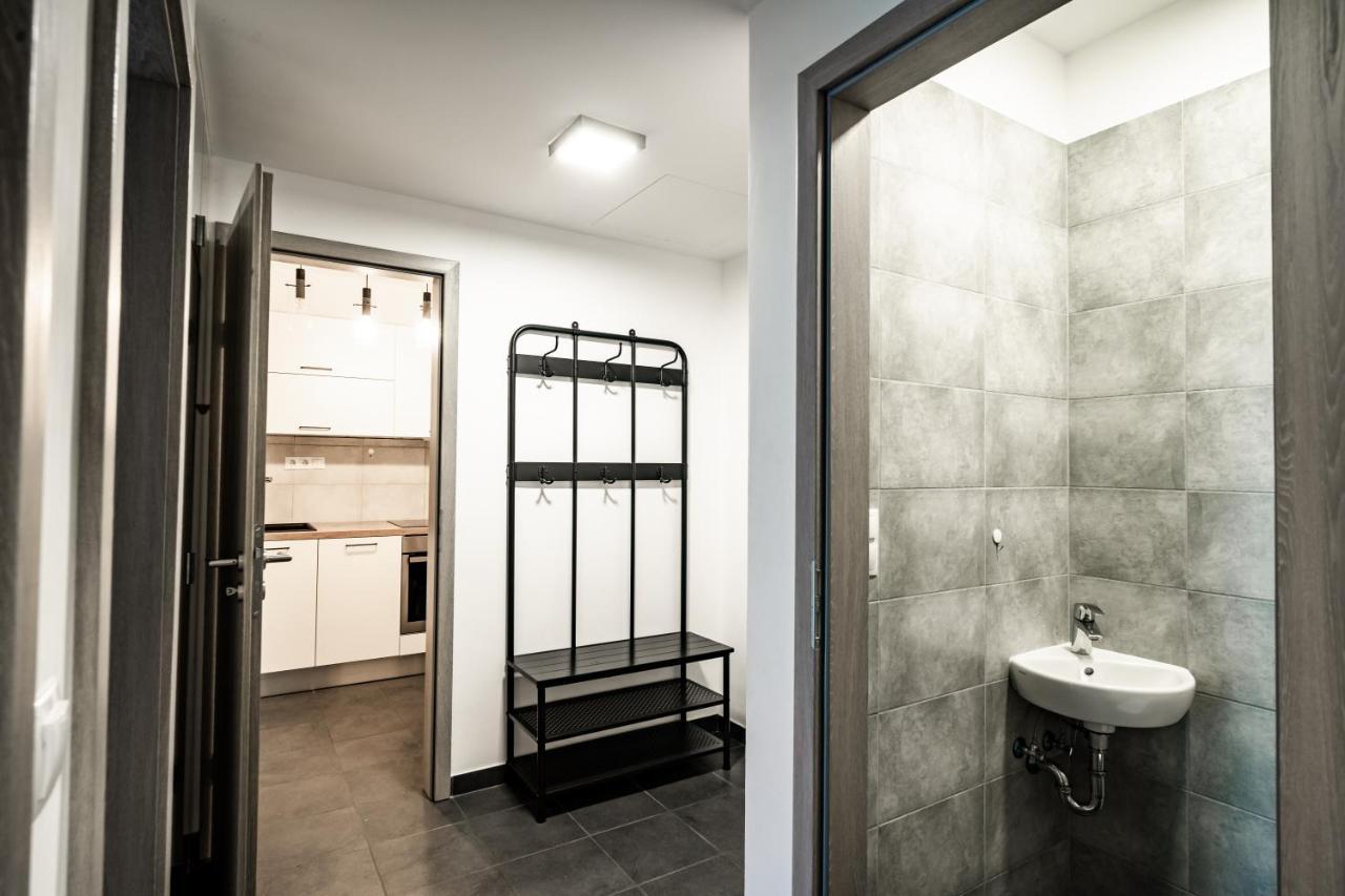 Vig Apartment - With Private Parking Budapesta Exterior foto